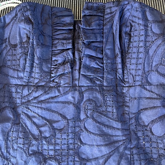 EUC Lilly Pulitzer Strapless Dress with Embedded Patter and Ruffles at Bust - Picture 4 of 7